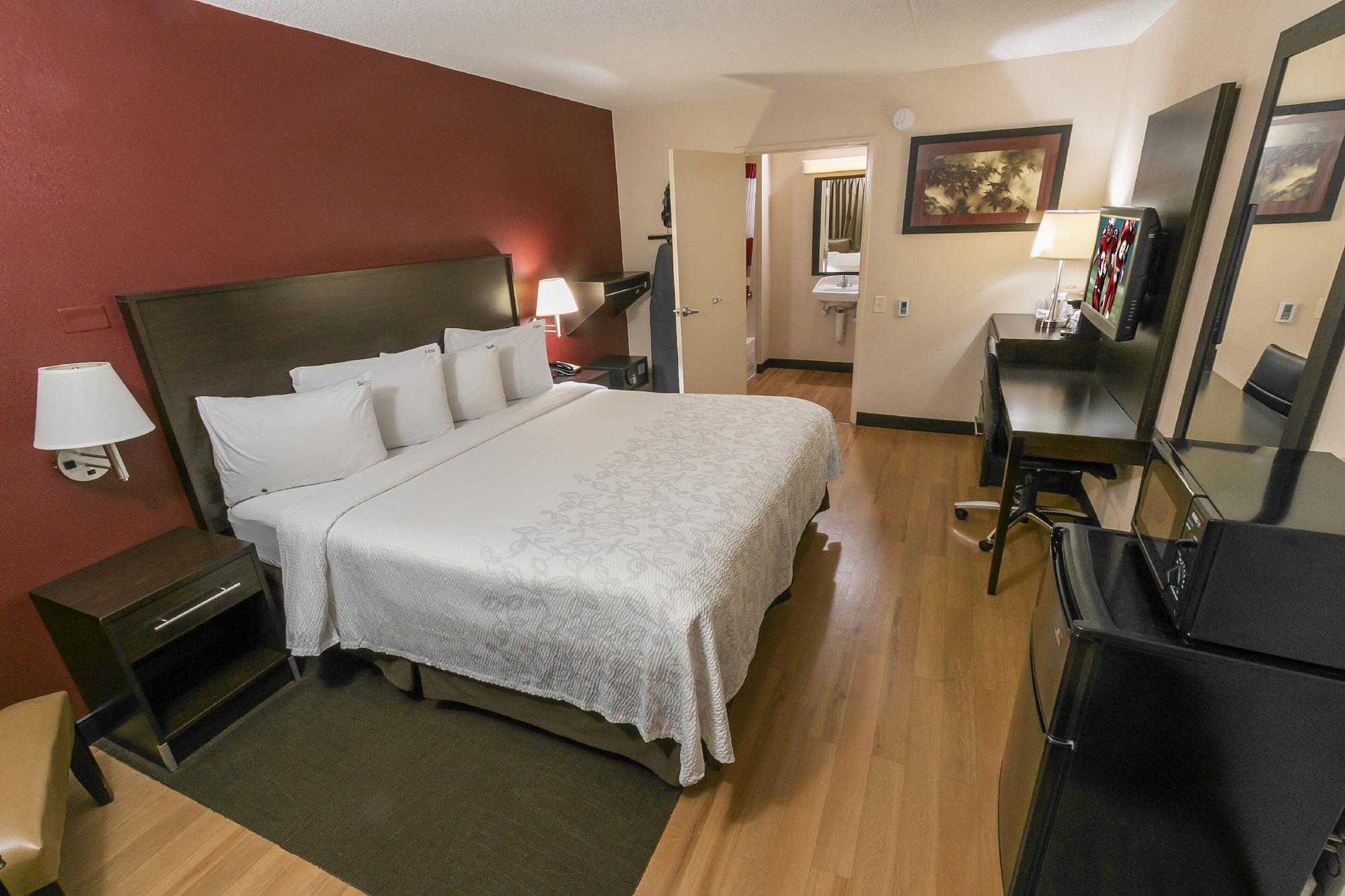 Red Roof Inn Plus+ St. Louis - Forest Park / Hampton Ave. Екстер'єр фото