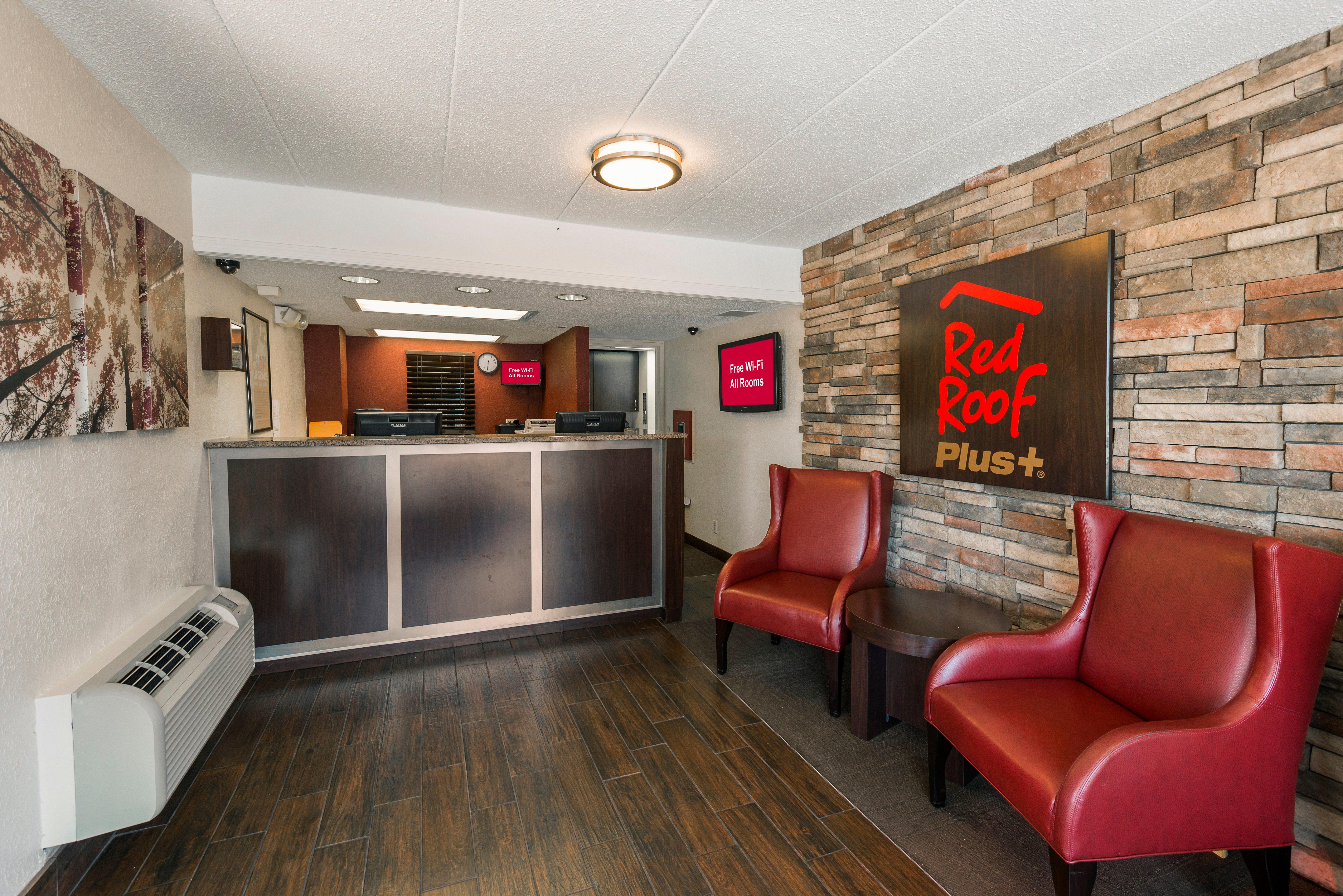 Red Roof Inn Plus+ St. Louis - Forest Park / Hampton Ave. Екстер'єр фото