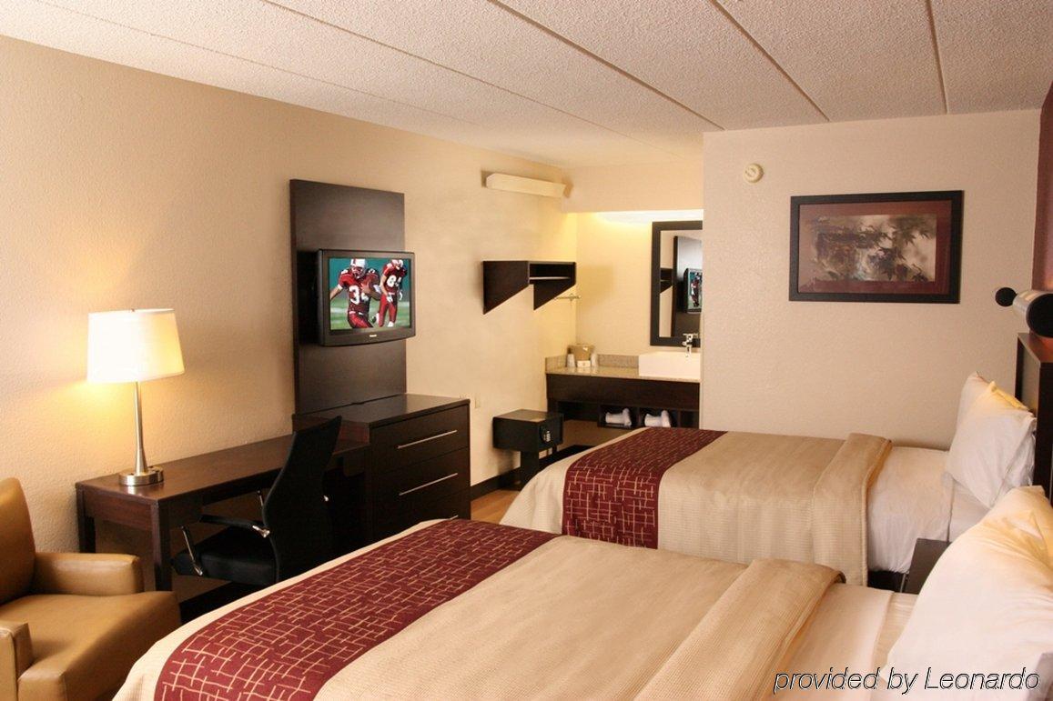 Red Roof Inn Plus+ St. Louis - Forest Park / Hampton Ave. Номер фото