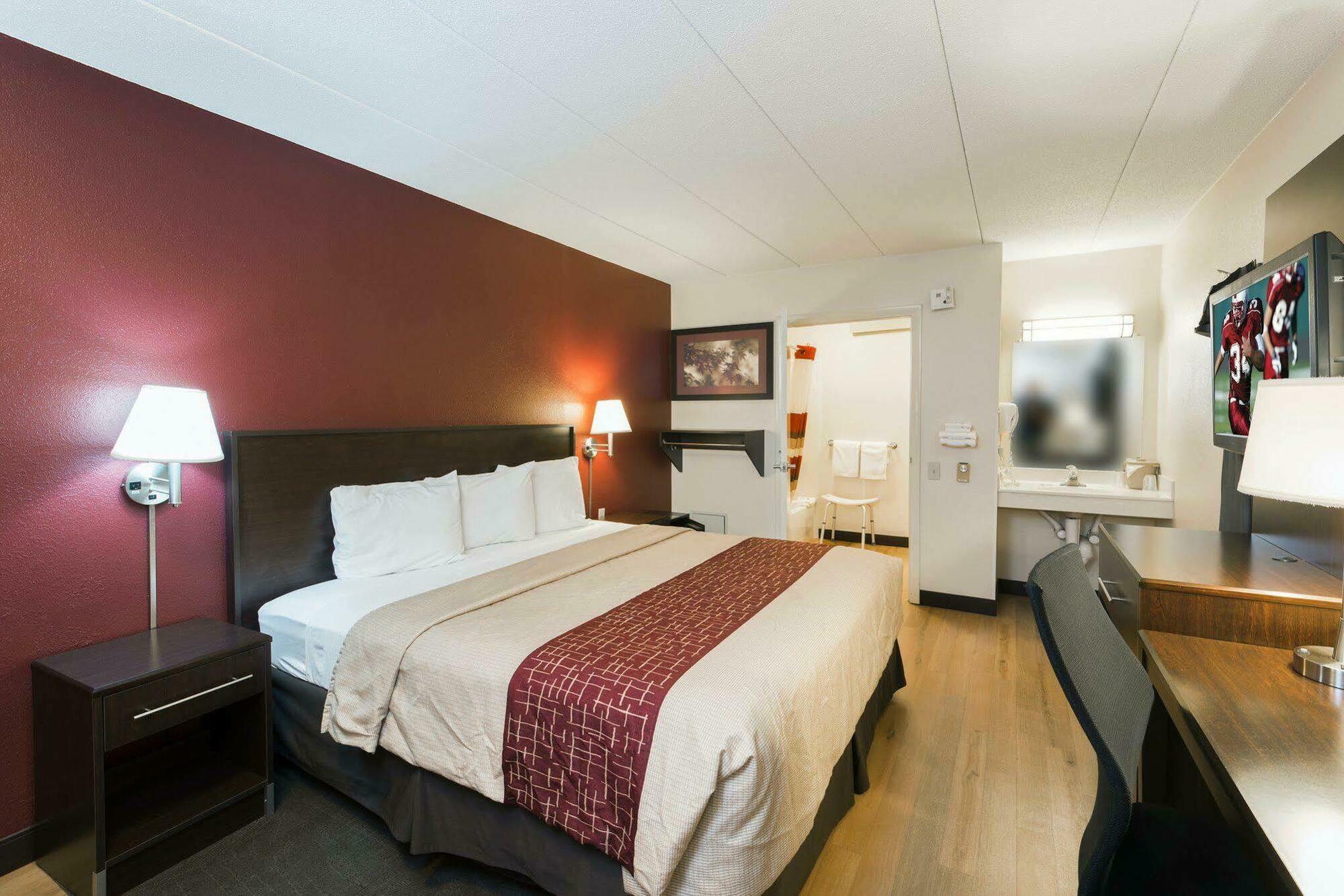 Red Roof Inn Plus+ St. Louis - Forest Park / Hampton Ave. Екстер'єр фото